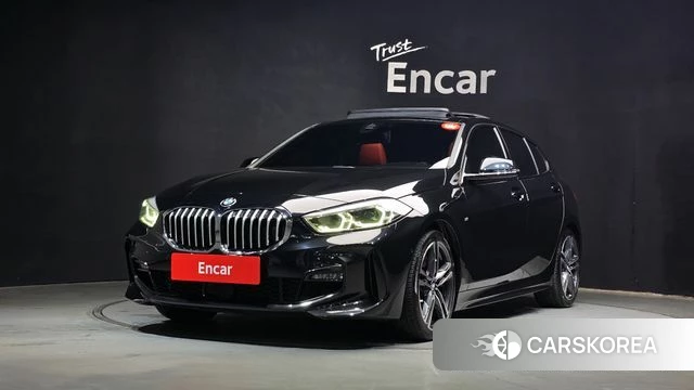 BMW 1 Series (F40) 2022 Черный из Кореи
