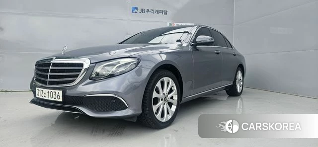 Mercedes-Benz E-Class W213 2019 Серый из Кореи