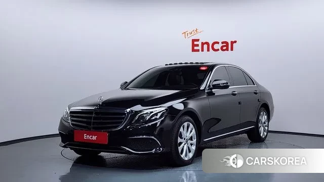 Mercedes-Benz E-Class W213 2020 Черный из Кореи