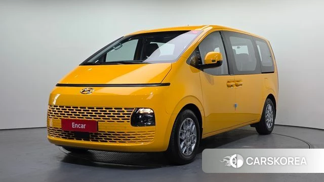 Hyundai Staria 2021 Желтый из Кореи
