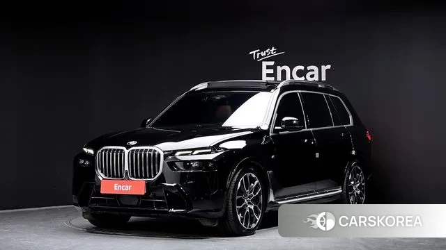 BMW X7 (G07) 2023 Черный из Кореи