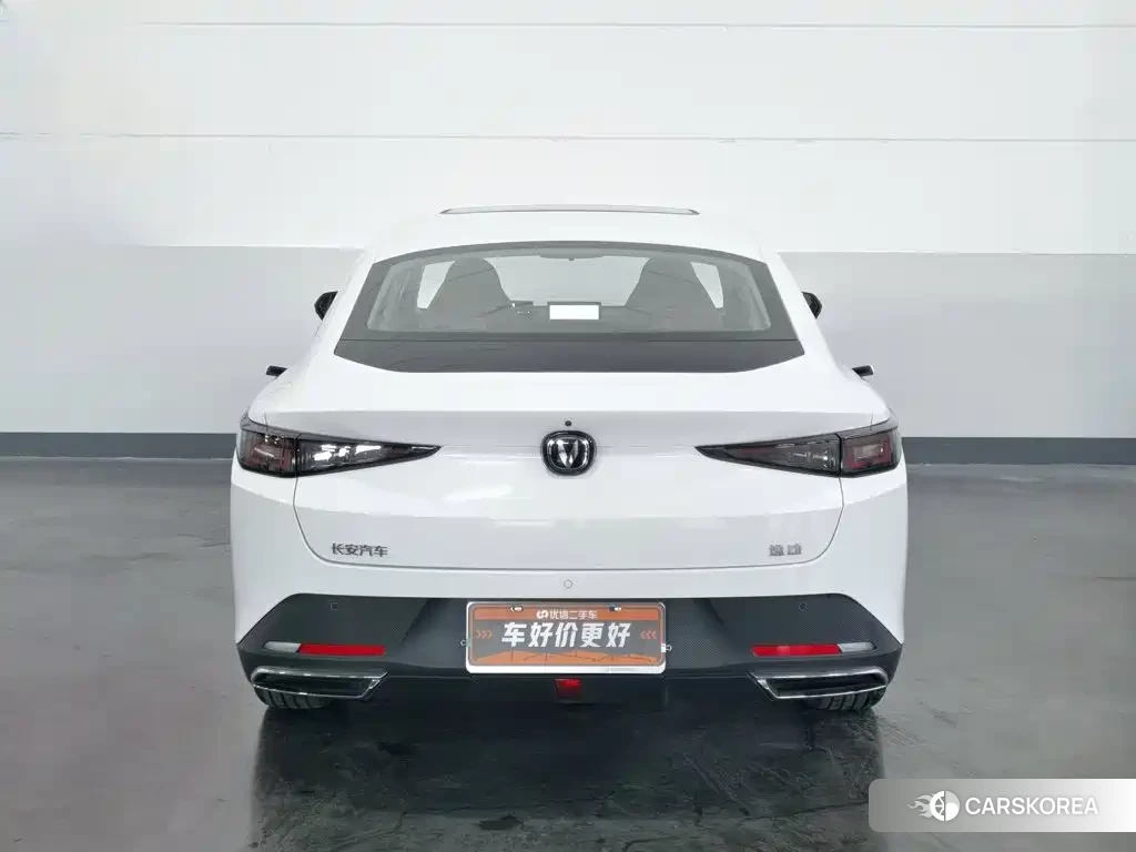 Chang'an Yidong 2025 Белый из Китая, фото 2
