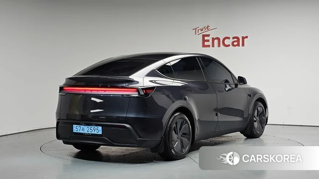 Tesla Model Y 2025 Серый из Кореи