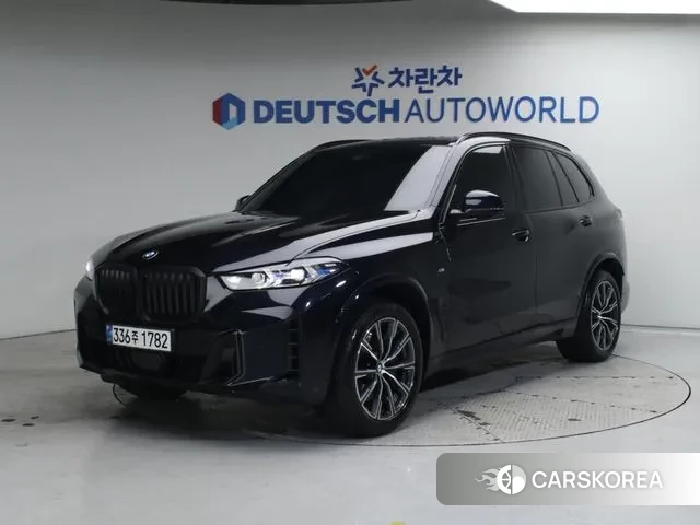 BMW X5 (G05) 2024 Черный из Кореи