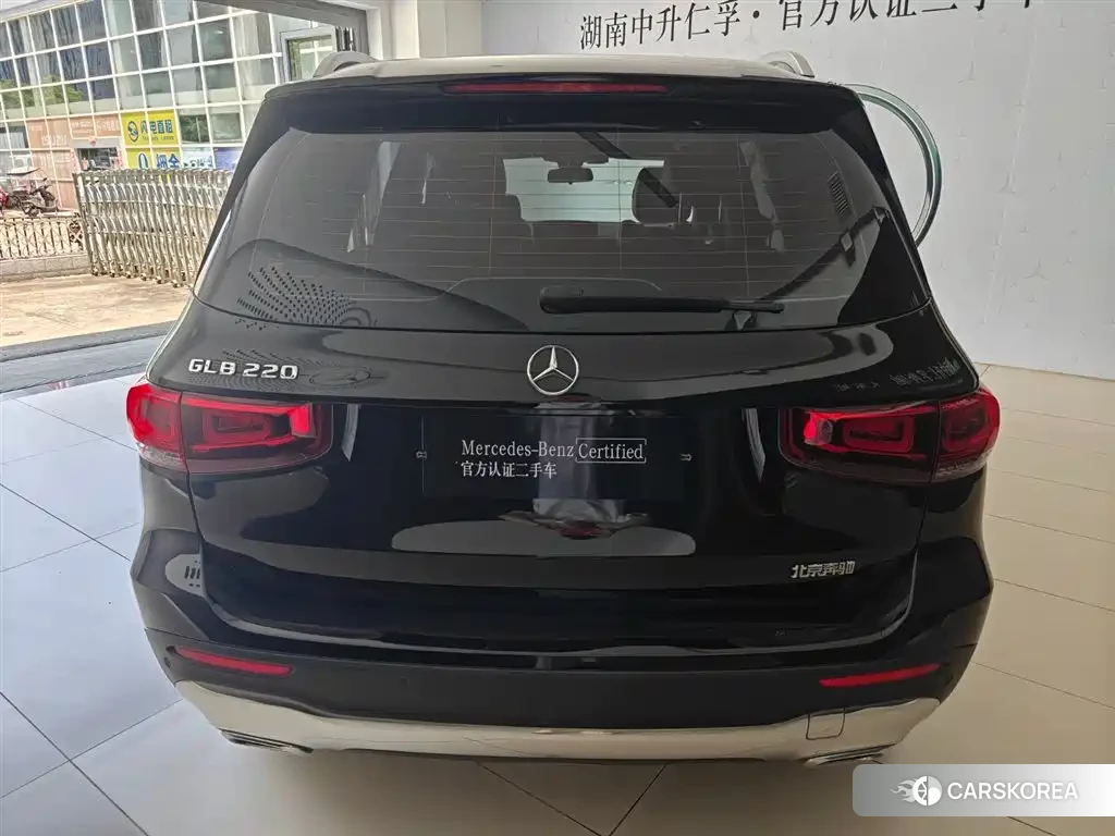 Mercedes-Benz GLB 2023 Черный из Китая