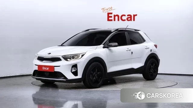 Kia Stonic 2018 Белый из Кореи