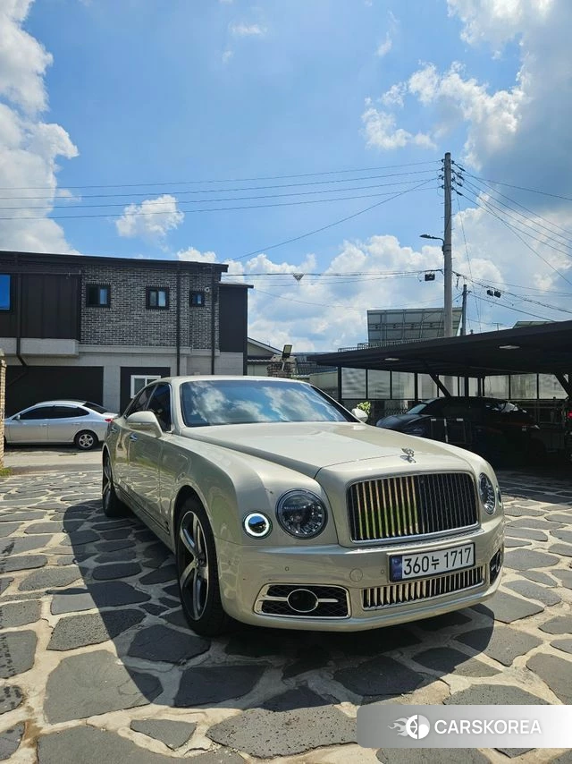 Bentley Mulshan 2018 Жемчужный цвет из Кореи