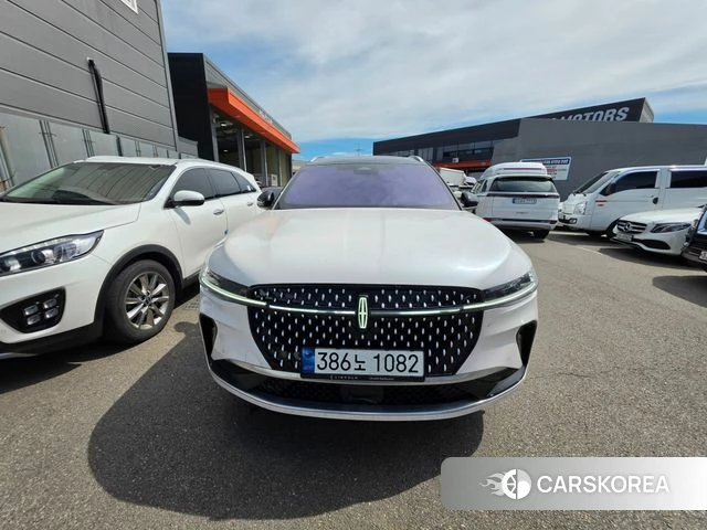 Lincoln Nautilus 2nd Generation 2024 Белый из Кореи