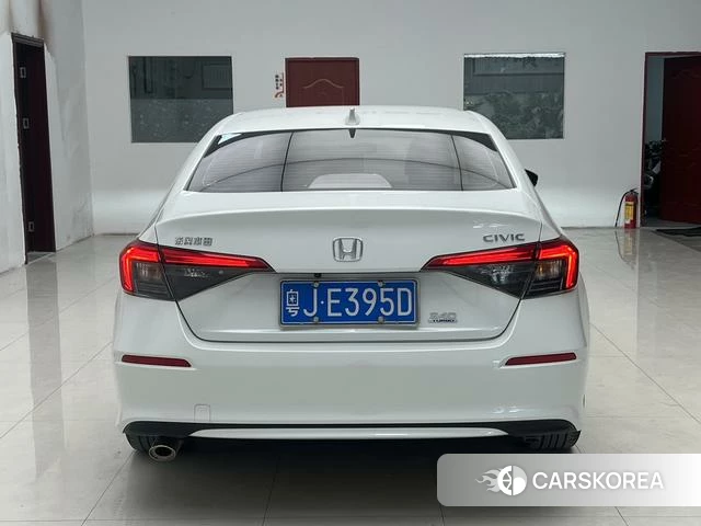 Honda Civic 2023 Белый из Китая