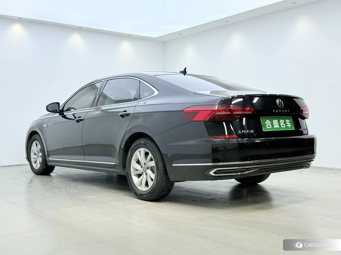 Volkswagen Passat PHEV 2021 Черный из Китая