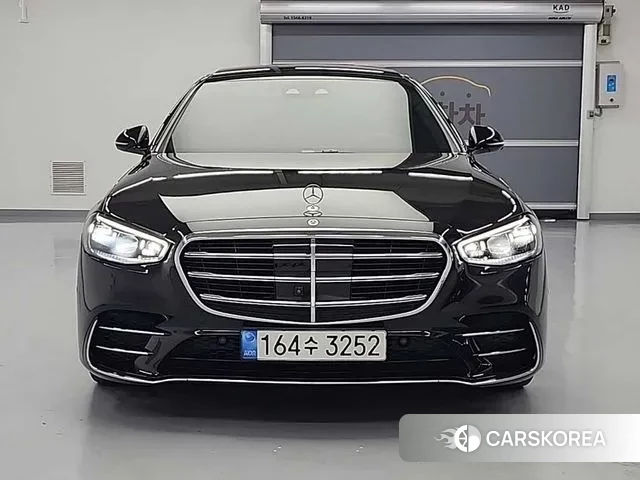 Mercedes-Benz S-Class W223 2022 Черный из Кореи