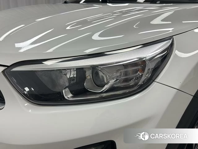 Kia Yi Ran 2021 Белый из Китая