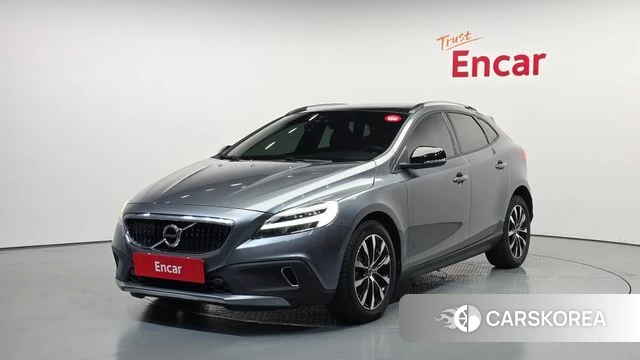 Volvo V40 Cross-Country 2019 Серый из Кореи