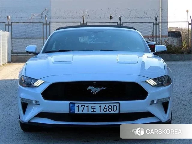 Ford Mustang 2020 Белый из Кореи
