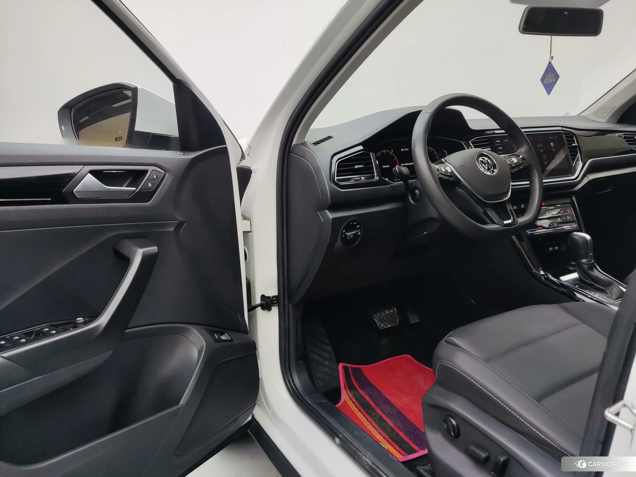Volkswagen Exploring songs 2021 Белый из Китая