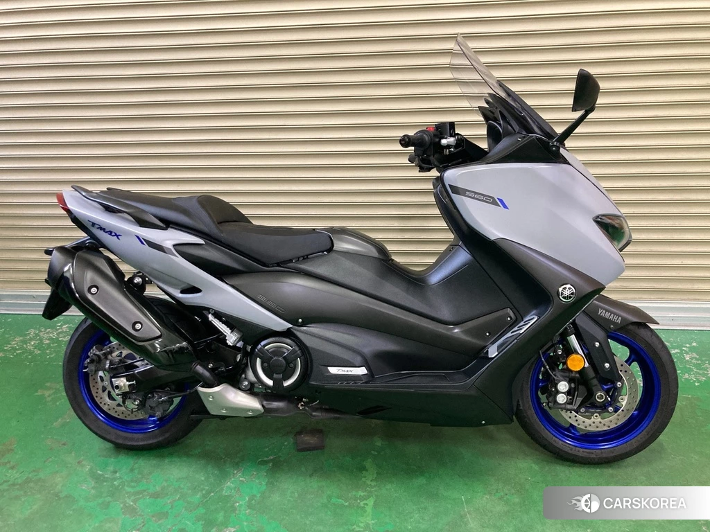 Проданный Yamaha T-MAX 560 2021 из Японии, фото 2
