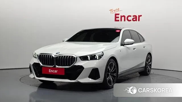 BMW 5 Series (G60) 2025 Белый из Кореи