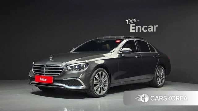 Mercedes-Benz E-Class W213 2021 Серый из Кореи