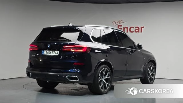 BMW X5 (G05) 2021 Черный из Кореи