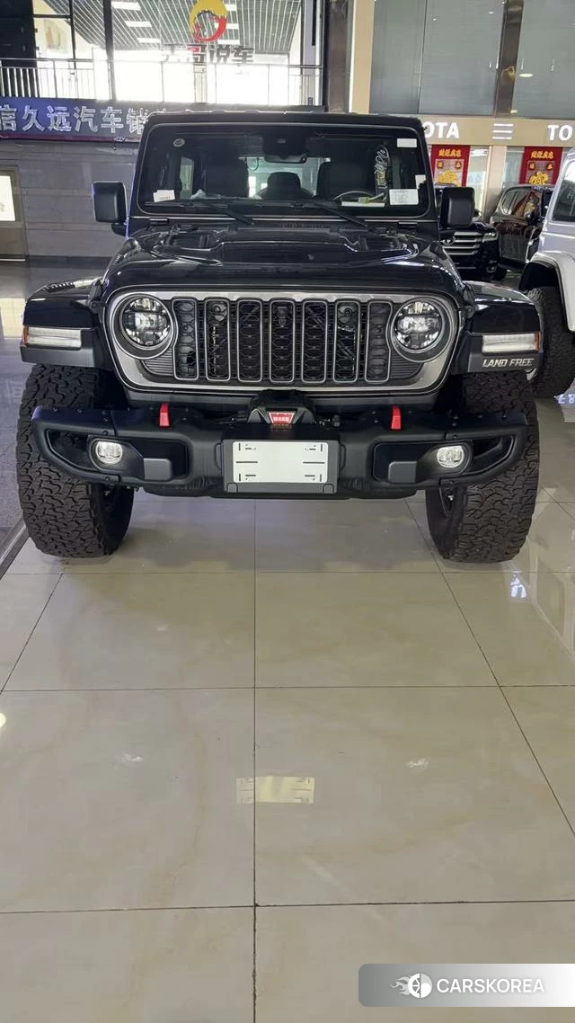 Jeep Wrangler 2025 Черный из Китая