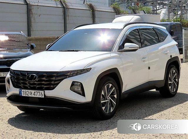 Hyundai Tucson Hybrid (NX4) 2022 Белый из Кореи
