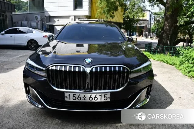 BMW 7 Series (G11) 2022 Серый из Кореи