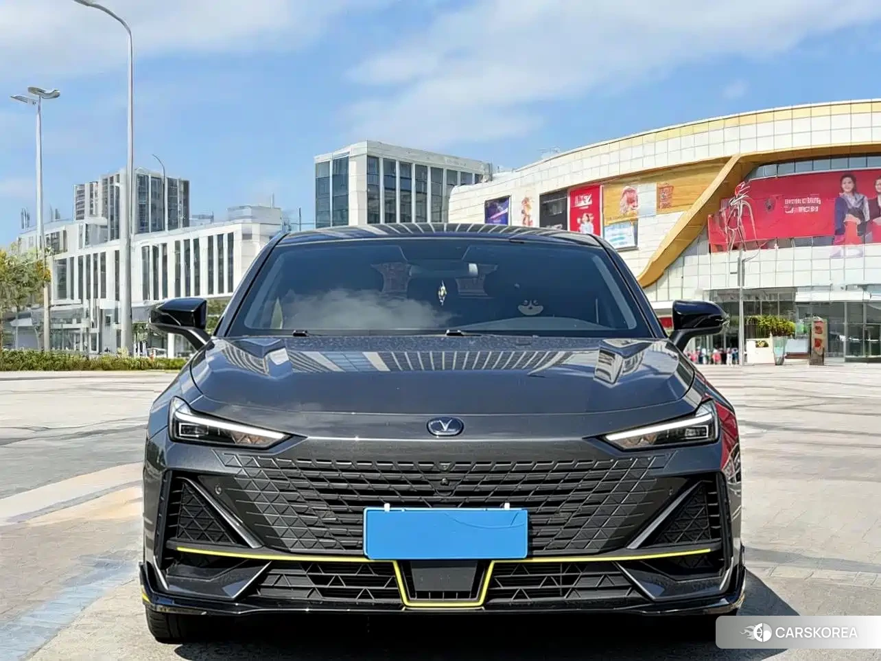 Chang'an Changan UNI-V 2022 Silver/gray из Китая