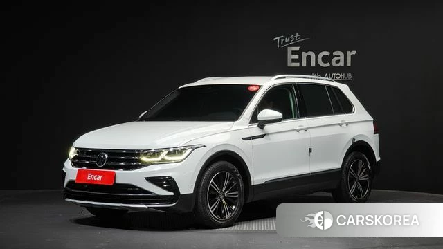 Volkswagen Tiguan second Generation 2021 Белый из Кореи