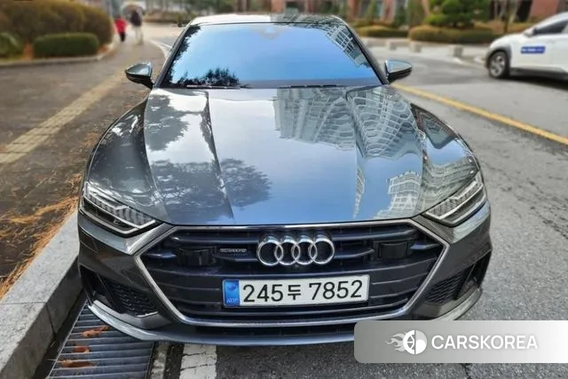 Audi A7 (4K) 2021 Серый из Кореи