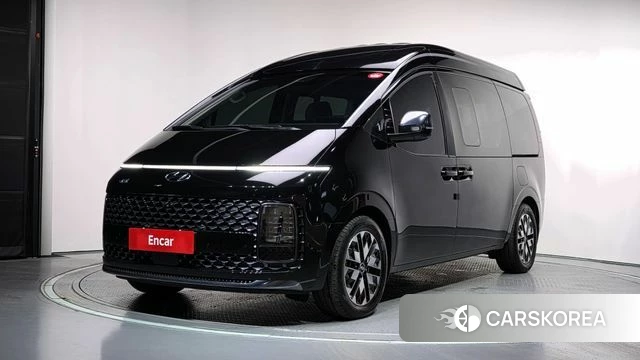 Hyundai Staria 2023 Черный из Кореи