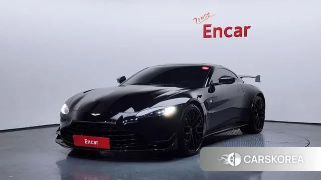 Aston Martin Vantage 2nd Generation 2022 Черный из Кореи