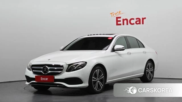 Mercedes-Benz E-Class W213 2020 Белый из Кореи