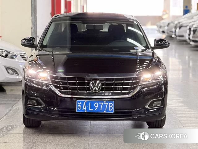 Volkswagen Passat 2021 Черный из Китая