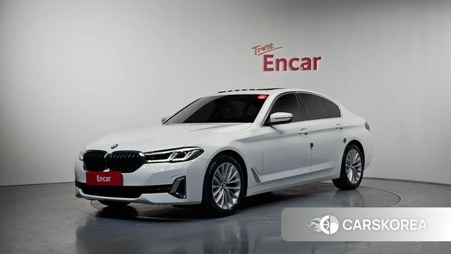 BMW 5 Series (G30) 2023 Белый из Кореи