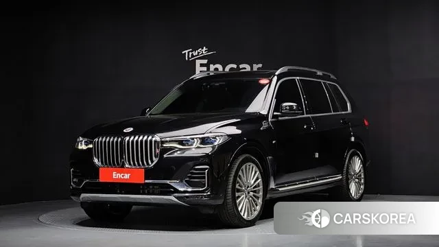 BMW X7 (G07) 2021 Черный из Кореи