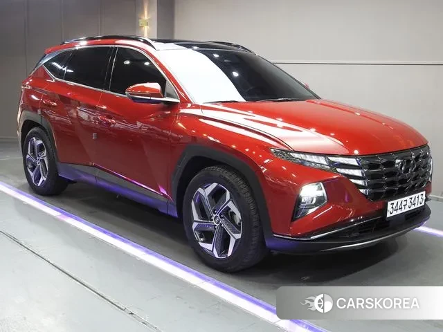 Hyundai Tucson (NX4) 2021 Красный из Кореи