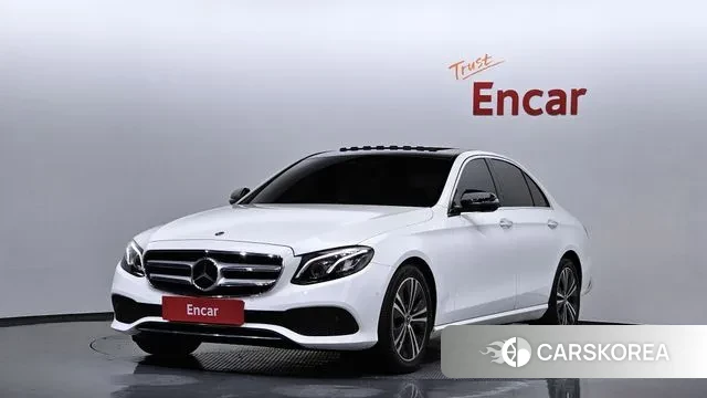 Mercedes-Benz E-Class W213 2020 Белый из Кореи