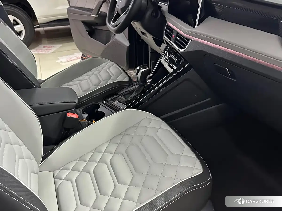 Volkswagen Tayron 2022 Черный из Китая