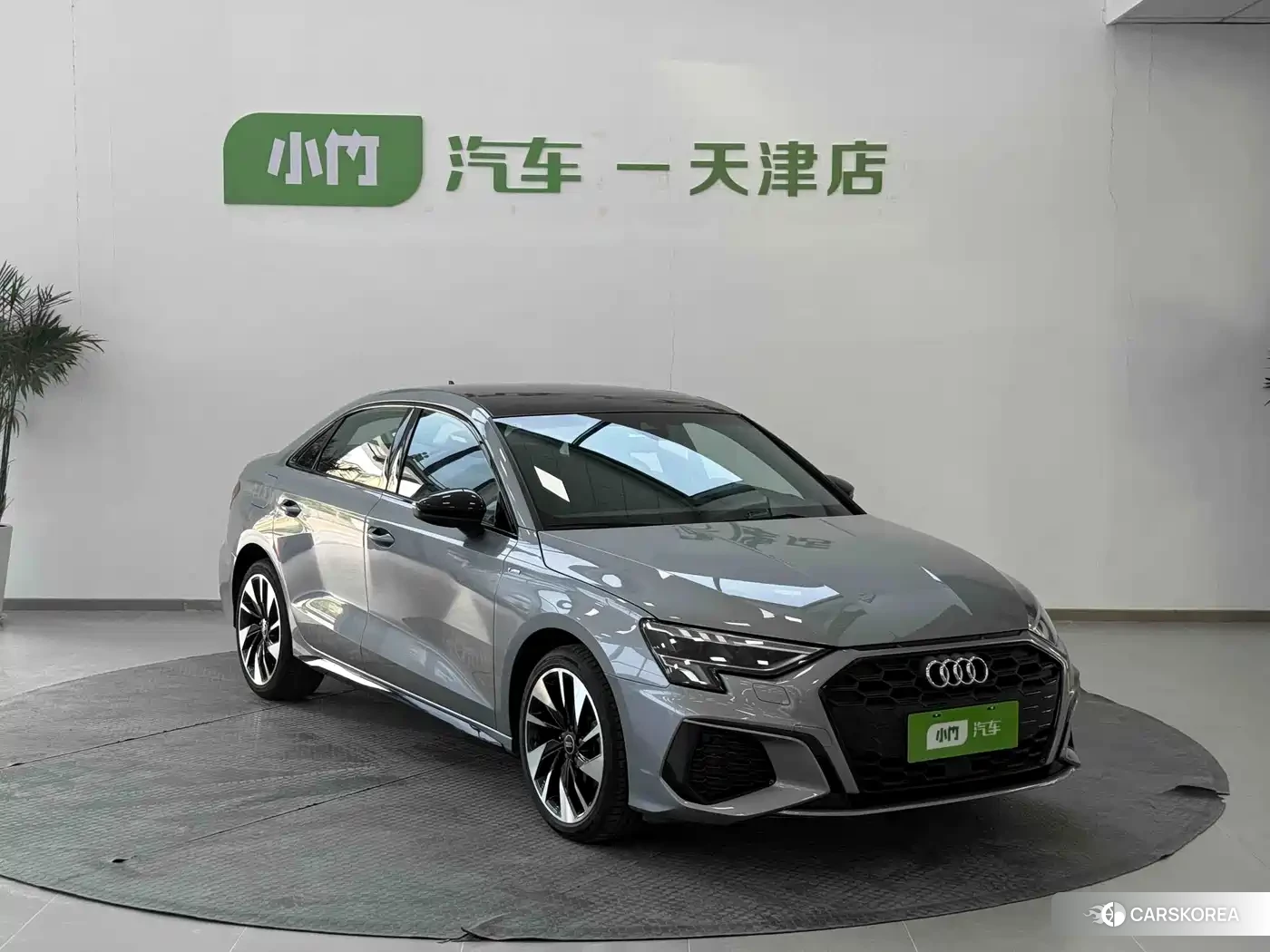 Audi A3 2023 Silver/gray из Китая