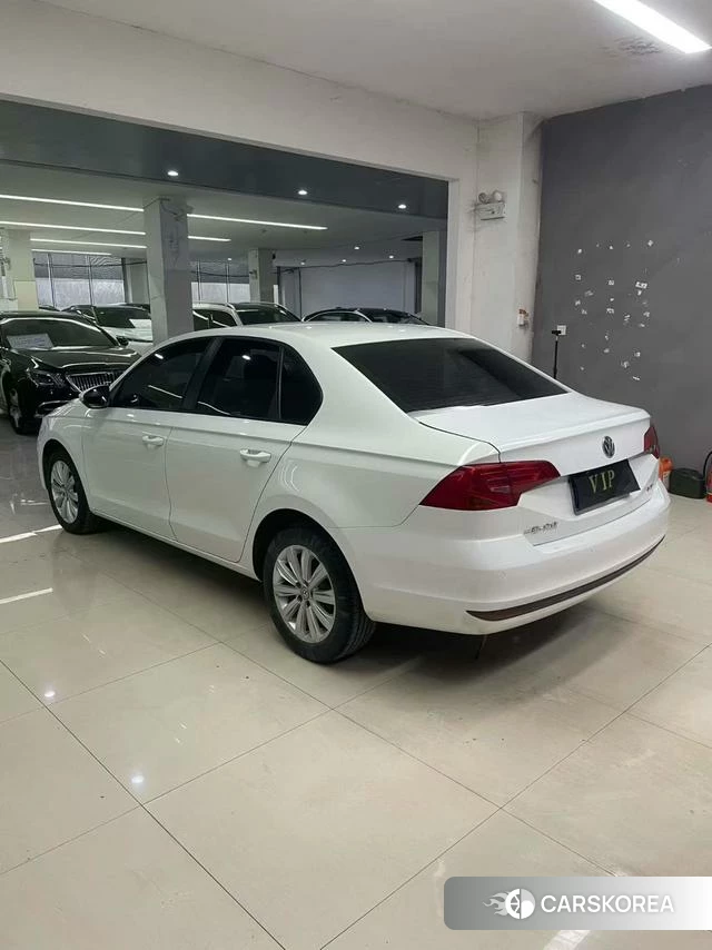 Volkswagen Bora 2019 Белый из Китая