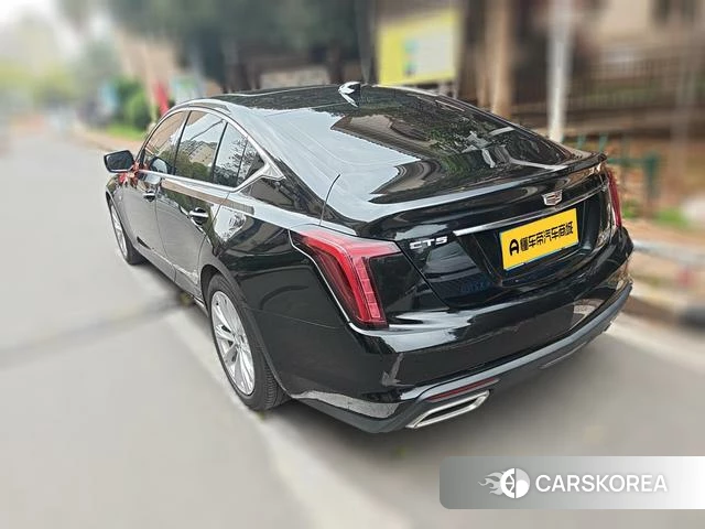 Cadillac CT5 2023 Черный из Китая