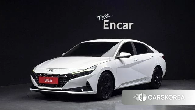 Hyundai Avante Hybrid (CN7) 2023 Белый из Кореи