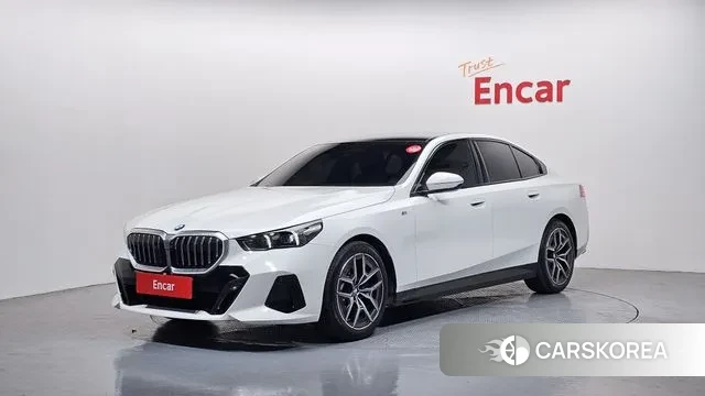 BMW 5 Series (G60) 2024 Белый из Кореи