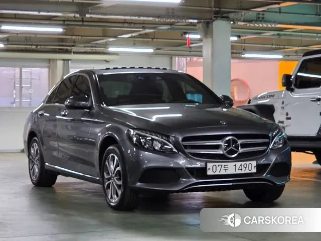 Mercedes-Benz C-Class W205 2018 Серый из Кореи