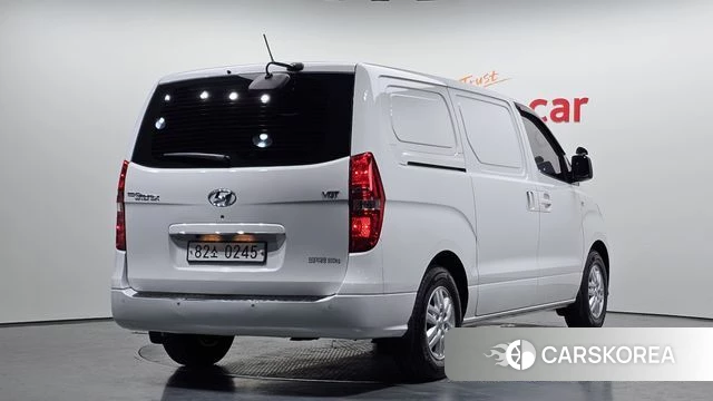 Hyundai The New Grand Starex 2019 Белый из Кореи
