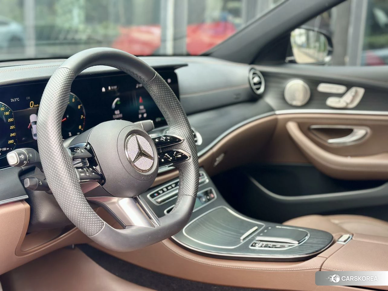 Mercedes-Benz E-class 2022 Зеленый из Китая