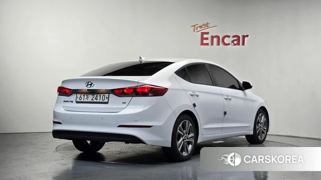 Hyundai Avante AD 2018 Белый из Кореи