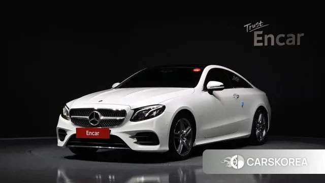 Mercedes-Benz E-Class W213 2018 Белый из Кореи