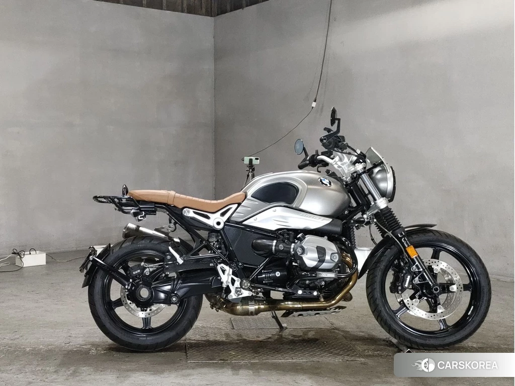 Проданный BMW R NINE T SCRAMBLER 2017 из Японии