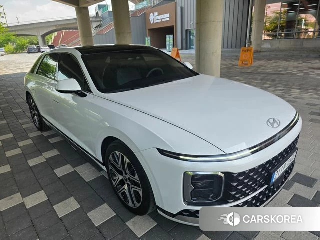 Hyundai Grandeur (GN7) 2024 Белый из Кореи